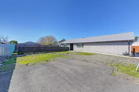 Exterior - 4350 Ardmore Ave, Olivehurst, CA 95961 photo 2 of 14