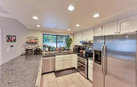 Kitchen - 1906 Peacock Dr, Turlock, CA 95382 photo 3 of 5