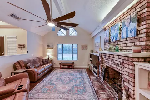Living - 1906 Peacock Dr, Turlock, CA 95382 photo 1 of 1