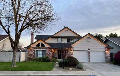 Exterior - 1906 Peacock Dr, Turlock, CA 95382 photo 3 of 24