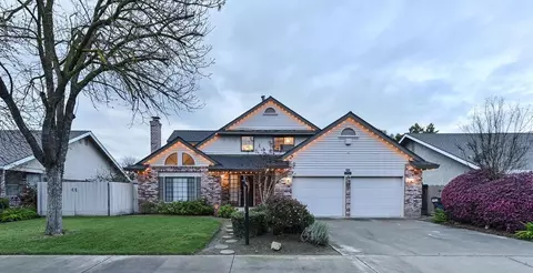 1906 Peacock Dr, Turlock, CA 95382 photo 1