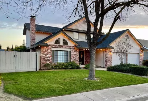 Exterior - 1906 Peacock Dr, Turlock, CA 95382 photo 2 of 24