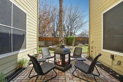Exterior - 1033 Bear Pl, Tracy, CA 95304 photo 10 of 12