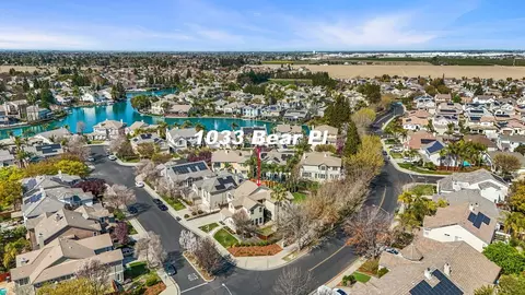 View/Area - 1033 Bear Pl, Tracy, CA 95304 photo 2 of 3