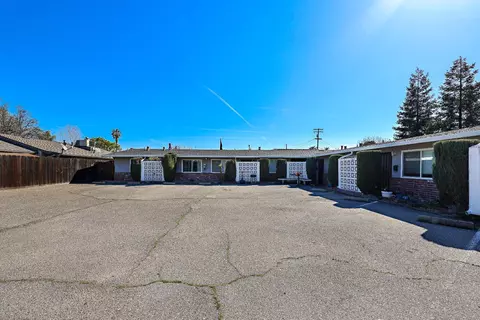 816 Brighton Ave, Modesto, CA 95355 photo 5