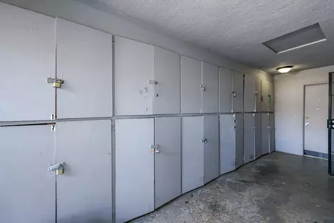 816 Brighton Ave, Modesto, CA 95355 photo 19