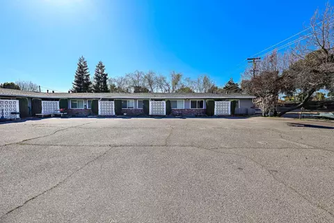 816 Brighton Ave, Modesto, CA 95355 photo 6