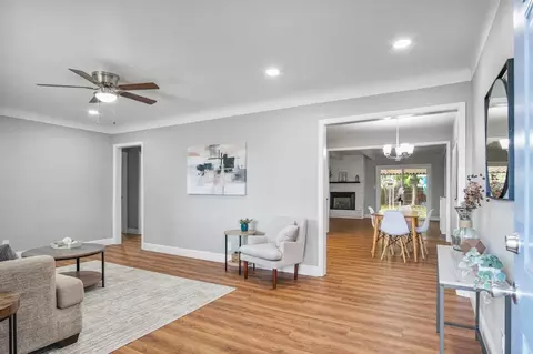 433 El Vista Ave, Modesto, CA 95354 photo 4