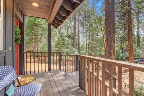 21370 Pine Needle Ln, Nevada City, CA 95959