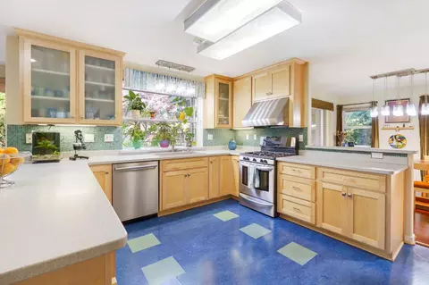 Kitchen - 2203 Bryce Ln, Davis, CA 95616 photo 3 of 4