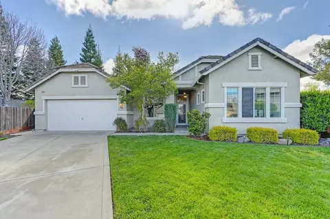 45 Castle Hill Ct, Roseville, CA 95678