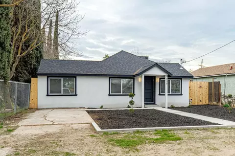 8609 Stakes St, Patterson, CA 95363 photo 4