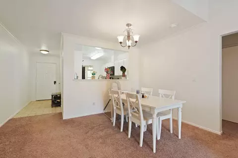 Dining - 2400 Eilers Ln #1406, Lodi, CA 95242 photo 1 of 1