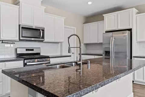 2085 Saffron Dr, Manteca, CA 95337 photo 14