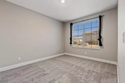 2085 Saffron Dr, Manteca, CA 95337 photo 25