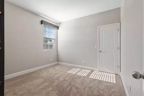 2085 Saffron Dr, Manteca, CA 95337 photo 29