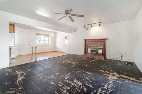 Living - 3331 Taylor Rd, Loomis, CA 95650 photo 4 of 9