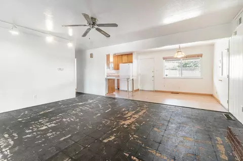 Living - 3331 Taylor Rd, Loomis, CA 95650 photo 5 of 9