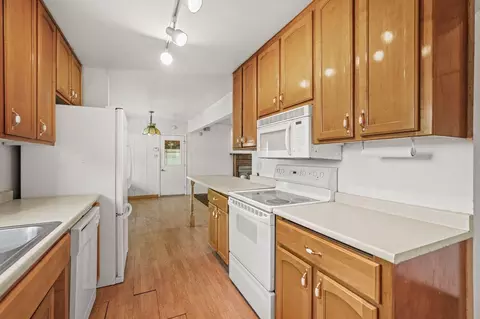Kitchen - 3331 Taylor Rd, Loomis, CA 95650 photo 2 of 6