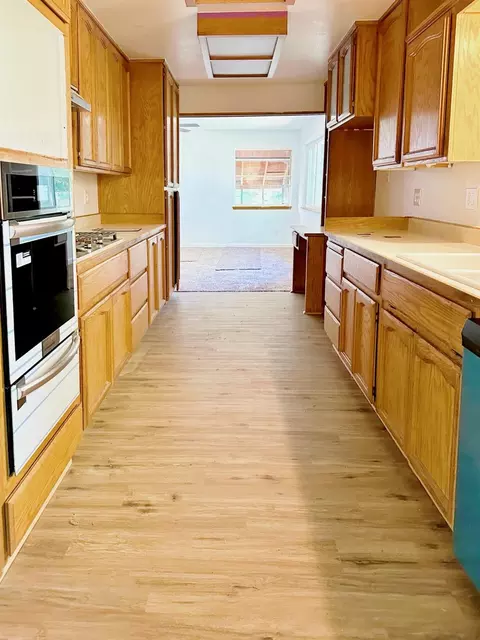 Kitchen - 6955 Ridgeway Dr, Pollock Pines, CA 95726 photo 2 of 5