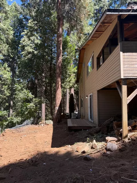 Exterior - 6955 Ridgeway Dr, Pollock Pines, CA 95726 photo 5 of 8