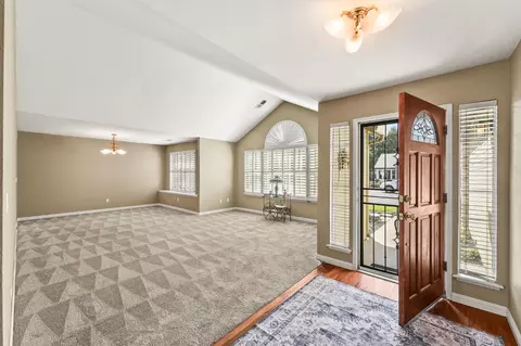 Entry Way - 2708 Nora Ln, Modesto, CA 95355 photo 2 of 3