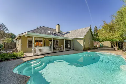 Exterior - 2708 Nora Ln, Modesto, CA 95355 photo 7 of 14