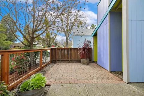 813 Valencia Ave, Davis, CA 95616 photo 3