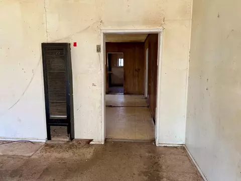Entry Way - 607 Kerr Ave, Modesto, CA 95354 photo 1 of 1
