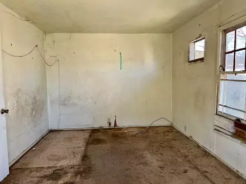 Bedroom - 607 Kerr Ave, Modesto, CA 95354 photo 1 of 2