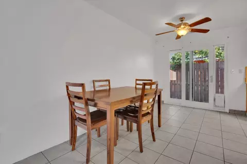 Dining - 405 J St, Modesto, CA 95351 photo 2 of 3
