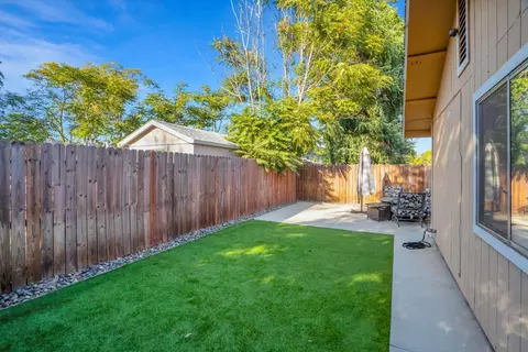 Exterior - 405 J St, Modesto, CA 95351 photo 6 of 6