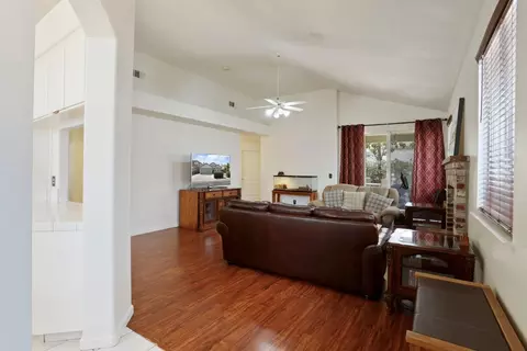 2039 London Ave, Manteca, CA 95336 photo 6