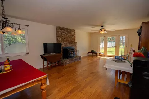 Living - 2106 Brier Rd, Turlock, CA 95380 photo 1 of 4