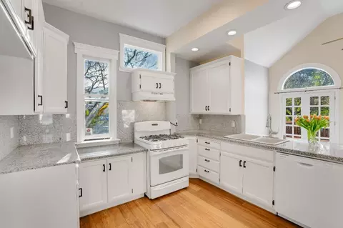 2210 Prune St, Pinole, CA 94564