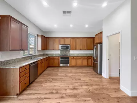 1237 Fiddleneck St, Plumas Lake, CA 95961 photo 6