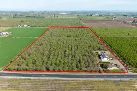 7167 E Keyes Rd, Hughson, CA 95326 photo 2