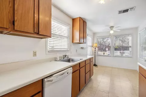 5609 Clark Ave, Carmichael, CA 95608 photo 14