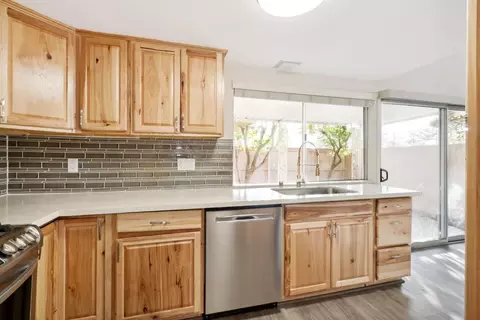 Kitchen - 6023 Via Casitas, Carmichael, CA 95608 photo 3 of 3
