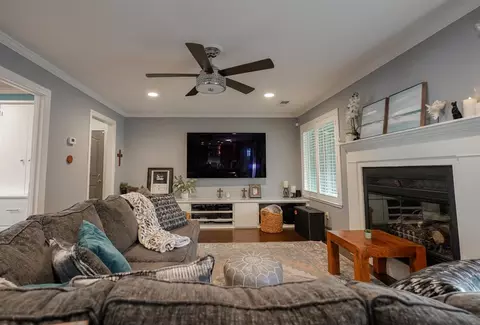 Living - 2005 Independence Dr, Turlock, CA 95382 photo 3 of 3