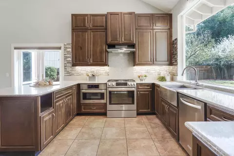 Kitchen - 2724 Concord Ave, Davis, CA 95618 photo 2 of 4