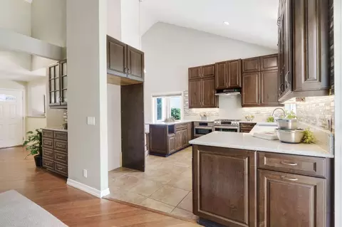 Kitchen - 2724 Concord Ave, Davis, CA 95618 photo 3 of 4