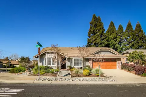 2003 Onyx St, Roseville, CA 95678