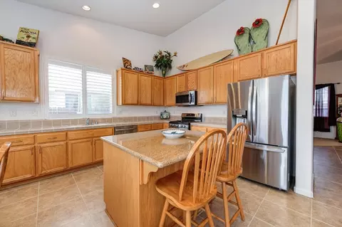 1336 Bamboo St, Plumas Lake, CA 95961 photo 2