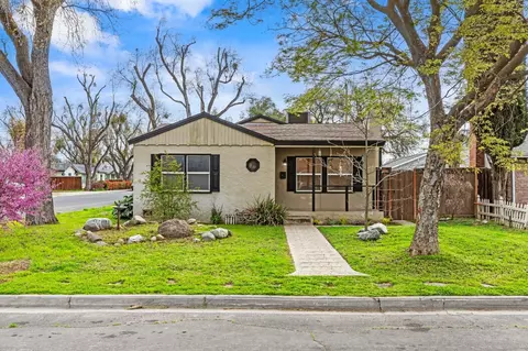 Exterior - 216 Rowland Ave, Modesto, CA 95354 photo 3 of 9