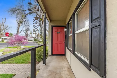 Exterior - 216 Rowland Ave, Modesto, CA 95354 photo 2 of 9