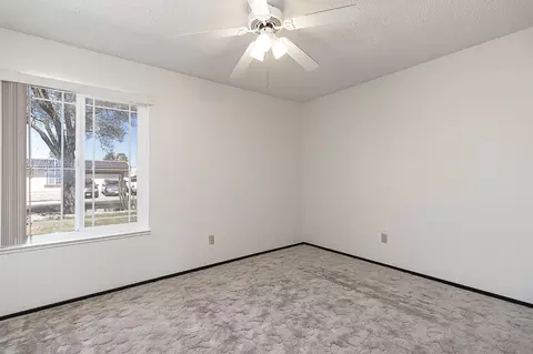 Bedroom - 1424 Silverado Dr, Modesto, CA 95356 photo 2 of 4