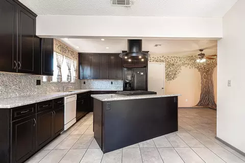 Kitchen - 1424 Silverado Dr, Modesto, CA 95356 photo 5 of 5