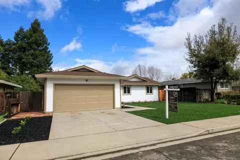 2701 Marlee Dr, Turlock, CA 95380 photo 3