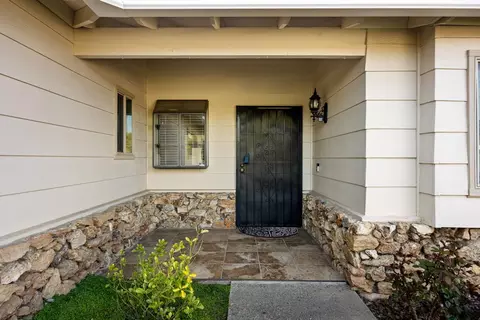 5953 Camray Cir, Carmichael, CA 95608 photo 4